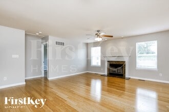 121 Brookfield Blvd in Wentzville, MO - Building Photo - Building Photo