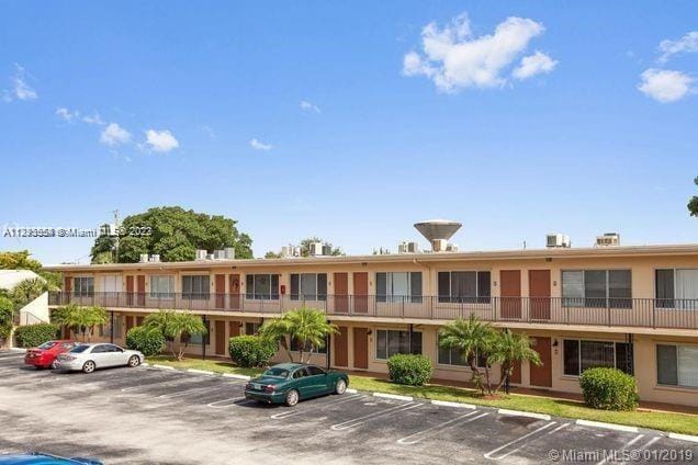 2303 S Federal Hwy, Unit 8 in Boynton Beach, FL - Foto de edificio