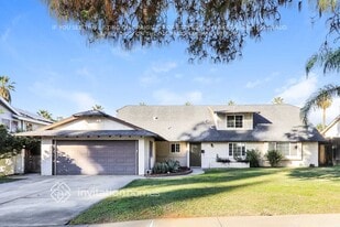 1305 Morrison Dr in Redlands, CA - Building Photo