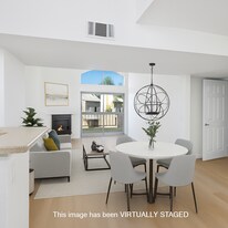 5565 Canoga Ave, Unit 301 in Woodland Hills, CA - Building Photo