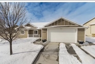 2924 Golden Acres Dr