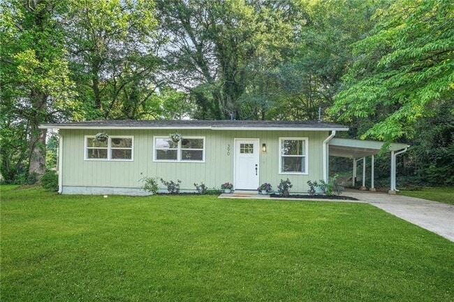 property at 390 Lincoln Pl SW