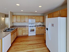 21942 Whirlaway Ave in Parker, CO - Building Photo - Building Photo