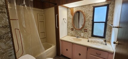 14823 43rd Pl NE in Lake Stevens, WA - Building Photo - Building Photo