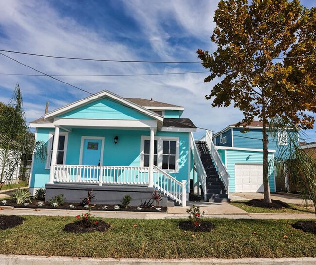 property at 2414 44th St