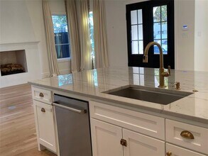 4544 Westway Ave in Dallas, TX - Building Photo - Building Photo