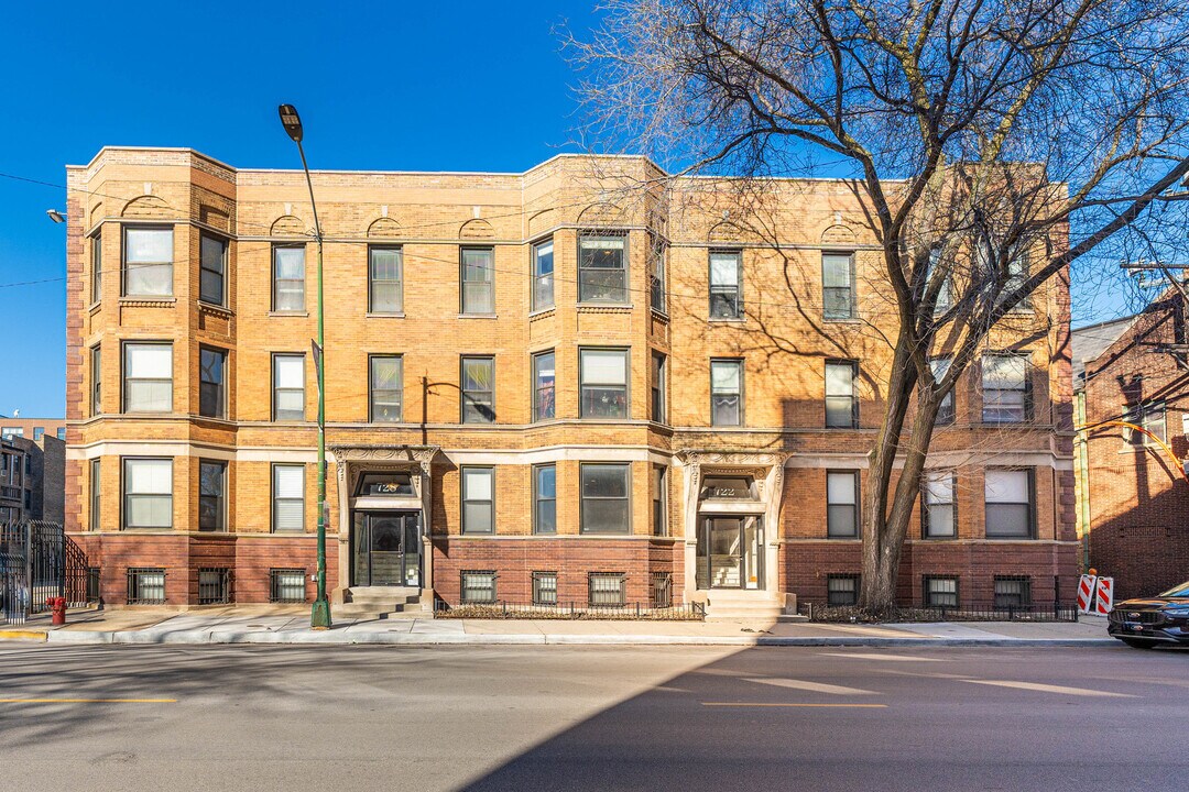 726 W Addison St, Unit 3 in Chicago, IL - Foto de edificio