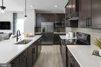 606 Phalen Ct in Wilmington, DE - Building Photo - Building Photo