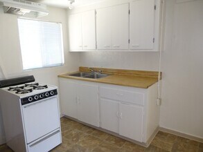 215 E Clark Ave, Unit 130a in Orcutt, CA - Foto de edificio - Building Photo