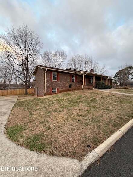 1501 Woodbury Ct in Maryville, TN - Building Photo - Building Photo