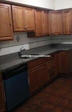 82 Bremen St in Boston, MA - Building Photo - Building Photo