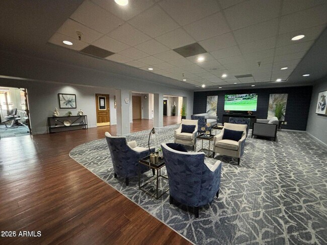 10330 W Thunderbird Blvd in Sun City, AZ - Building Photo - Building Photo