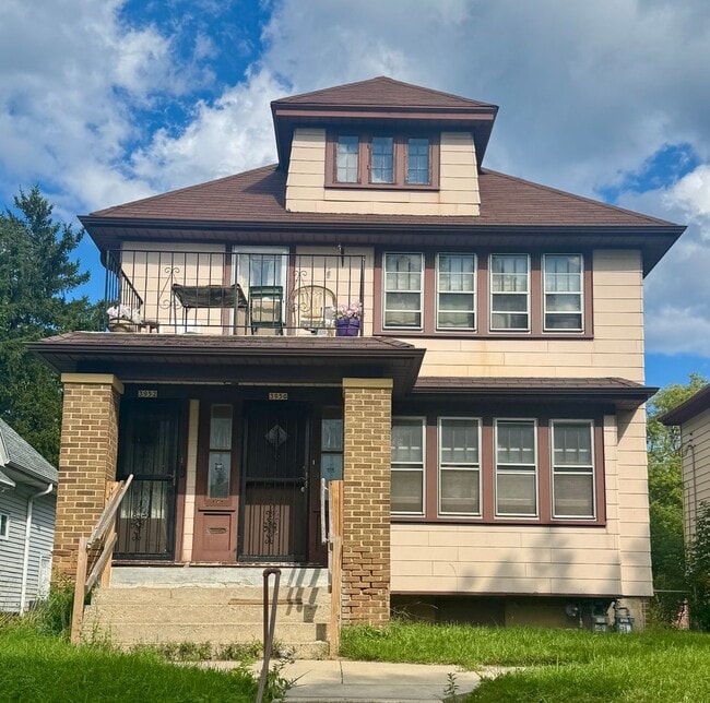 property at 3950 N 11th St