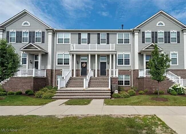 property at 6140 N Pointe Dr