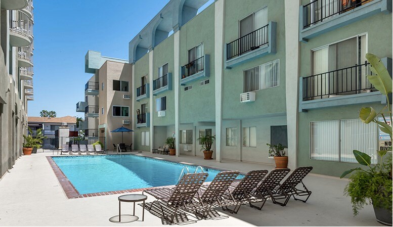 1921 6th St in Santa Monica, CA - Building Photo