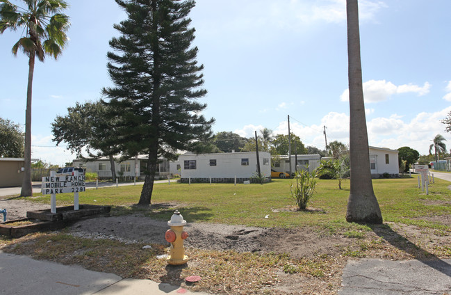 New Ranch in Clearwater, FL - Foto de edificio - Building Photo