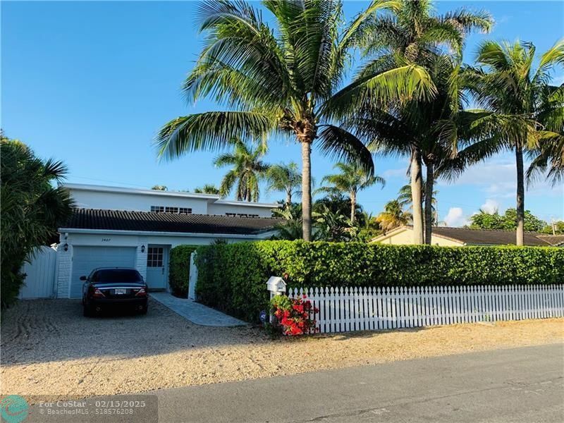 3407 Dover Rd in Pompano Beach, FL - Foto de edificio