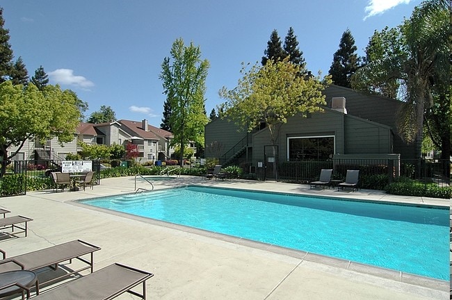 RIVER TERRACE