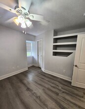 2210 Fitzwater St, Unit 2nd Fl in Philadelphia, PA - Building Photo - Building Photo