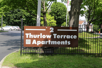 Thurlow Terrace Apartments in Albany, NY - Foto de edificio - Building Photo