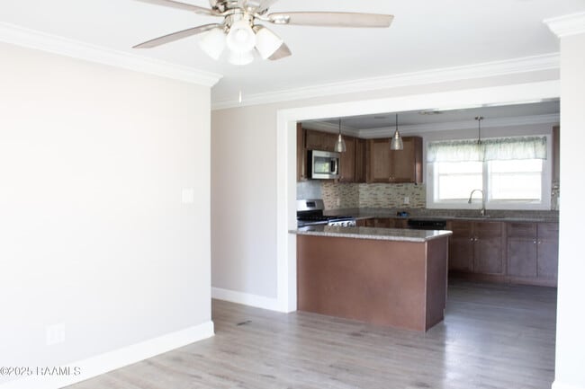 514 Perry Ln in Opelousas, LA - Building Photo - Building Photo