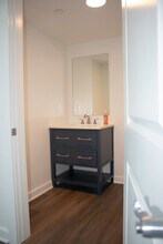 318 E 6th St, Unit 318 in Des Moines, IA - Building Photo - Building Photo