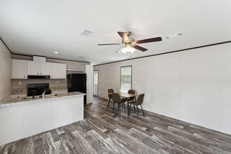 10340 Midland Rd in Freeland, MI - Building Photo - Building Photo