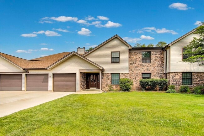 property at 738 Hapsfield Ln