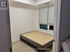 2 Teagarden Ct in Toronto, ON - Building Photo