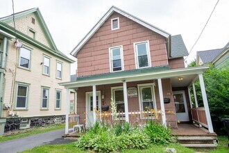 715 S Beech St in Syracuse, NY - Building Photo - Building Photo