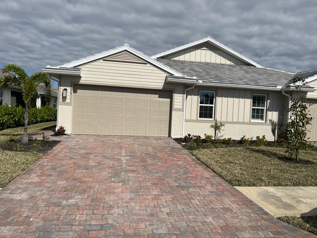 1079 Rolling Brk Ln in Naples, FL - Building Photo - Building Photo