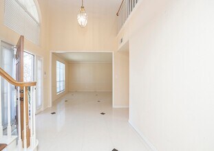 7405 Stoney Point Dr in Plano, TX - Foto de edificio - Building Photo