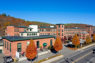 Riverside Commons in Fitchburg, MA - Building Photo