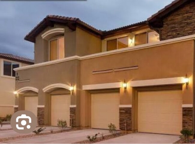 7726 E Baseline Rd in Mesa, AZ - Foto de edificio - Building Photo