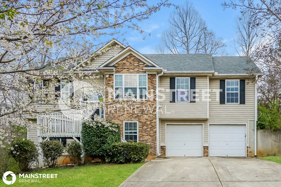 200 Jennifer Ln in Dallas, GA - Building Photo