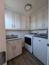 160 Highland Ave in Penngrove, CA - Building Photo - Building Photo