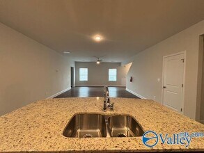 4218 Textile Ln in Huntsville, AL - Building Photo - Building Photo