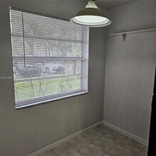 3070 NW 48th Terrace in Lauderdale Lakes, FL - Building Photo - Building Photo
