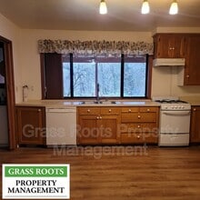 15772 Sunnyvale Ln in Grass Valley, CA - Building Photo - Building Photo