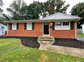 4140 Granby Rd in Dale City, VA - Building Photo