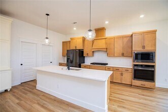 5034 Moose Holw Ter in Springdale, AR - Building Photo - Building Photo