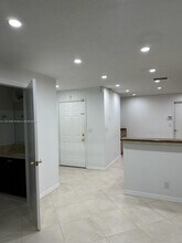 991 Sevilla Cir in Weston, FL - Building Photo - Building Photo