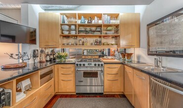 1931 Manning St in Philadelphia, PA - Building Photo - Building Photo