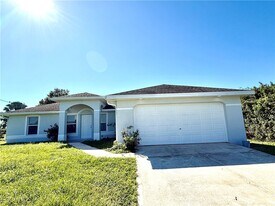 2911 40th St SW in Lehigh Acres, FL - Building Photo