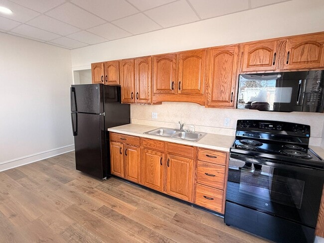 49 S Fourth St in Hamburg, PA - Building Photo - Building Photo