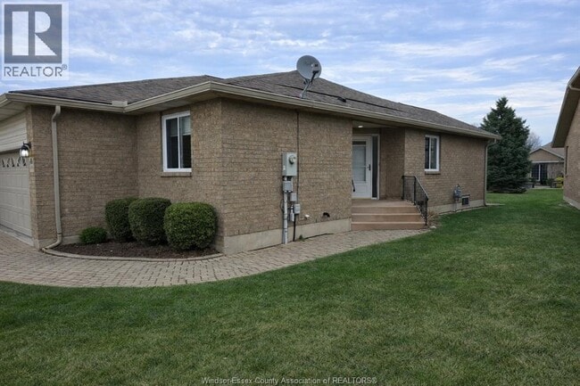 1066 Thurso Way in Windsor, ON - Building Photo - Building Photo