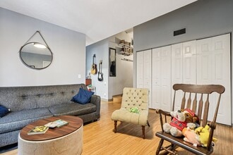 48 Washington Ave in Chelsea, MA - Foto de edificio - Building Photo