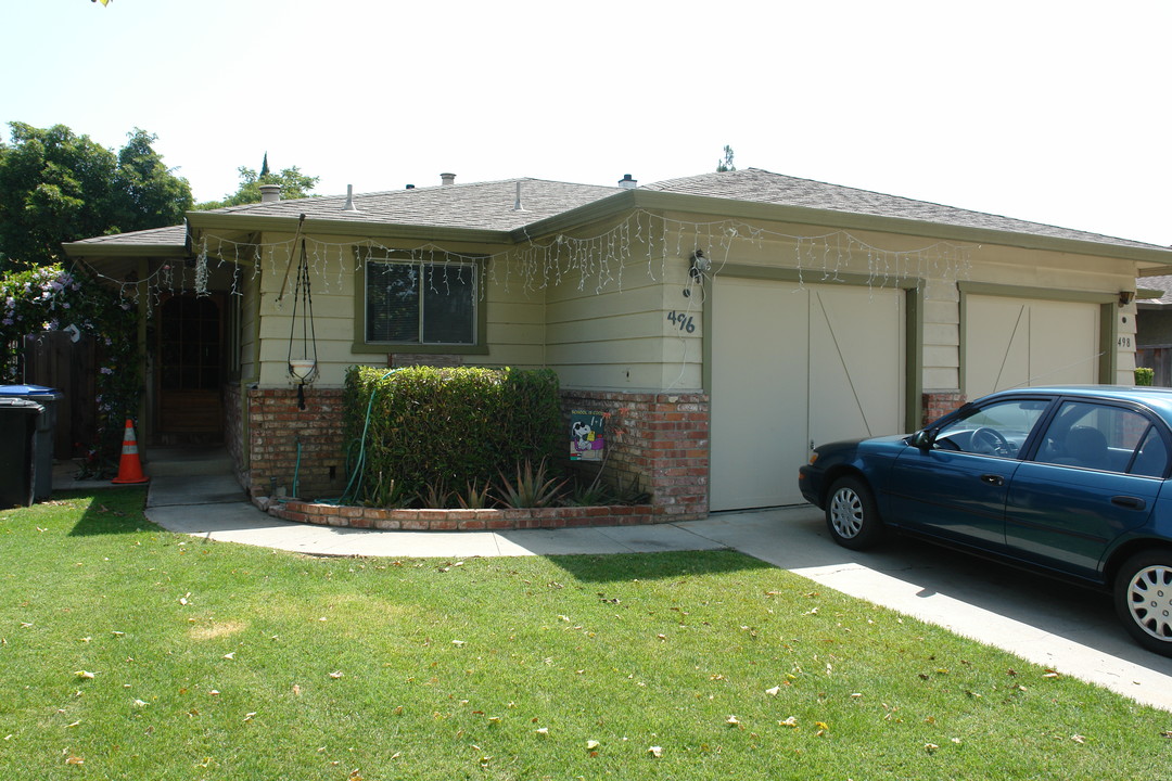 496-498 Westlake Dr in San Jose, CA - Foto de edificio