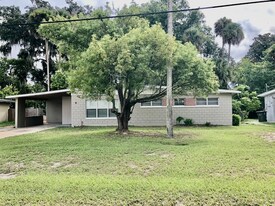 519 Colfax Dr in Daytona Beach, FL - Building Photo