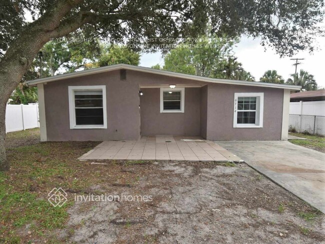 property at 6714 W Chelsea St